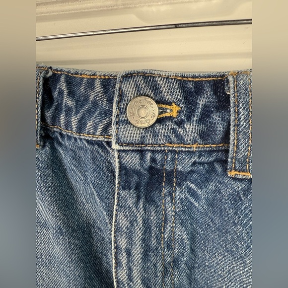 We The Free women’s Bailey frayed hem mini denim jean skirt. Size 27 - Picture 6 of 7